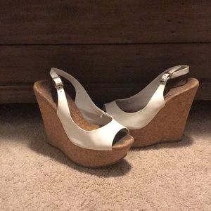 Jessica Simpson patent white chunky wedge